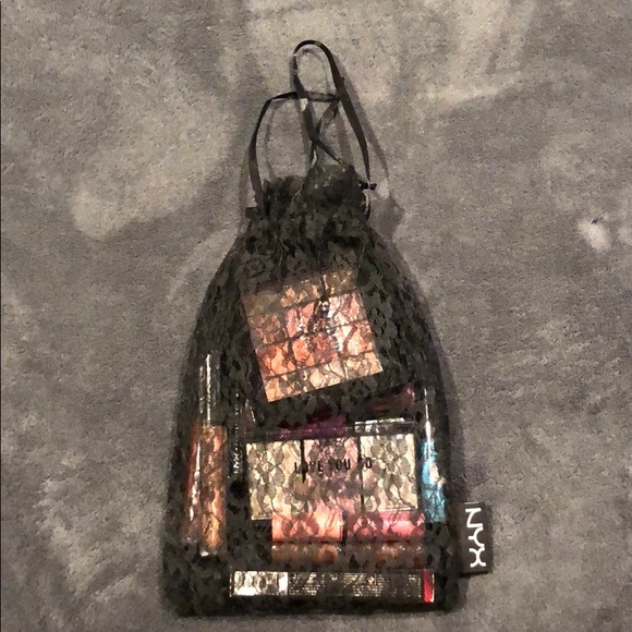 NYX Other - NYC Makeup Bundle